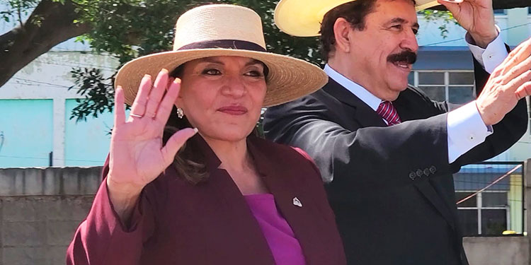 Xiomara Castro Asume Presidencia De Una Honduras Pobre Y Migrante